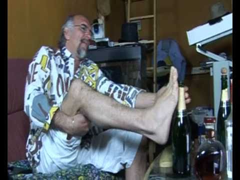 Miniatura del vídeo Antonio Velasco, el arte de pintar con los pies